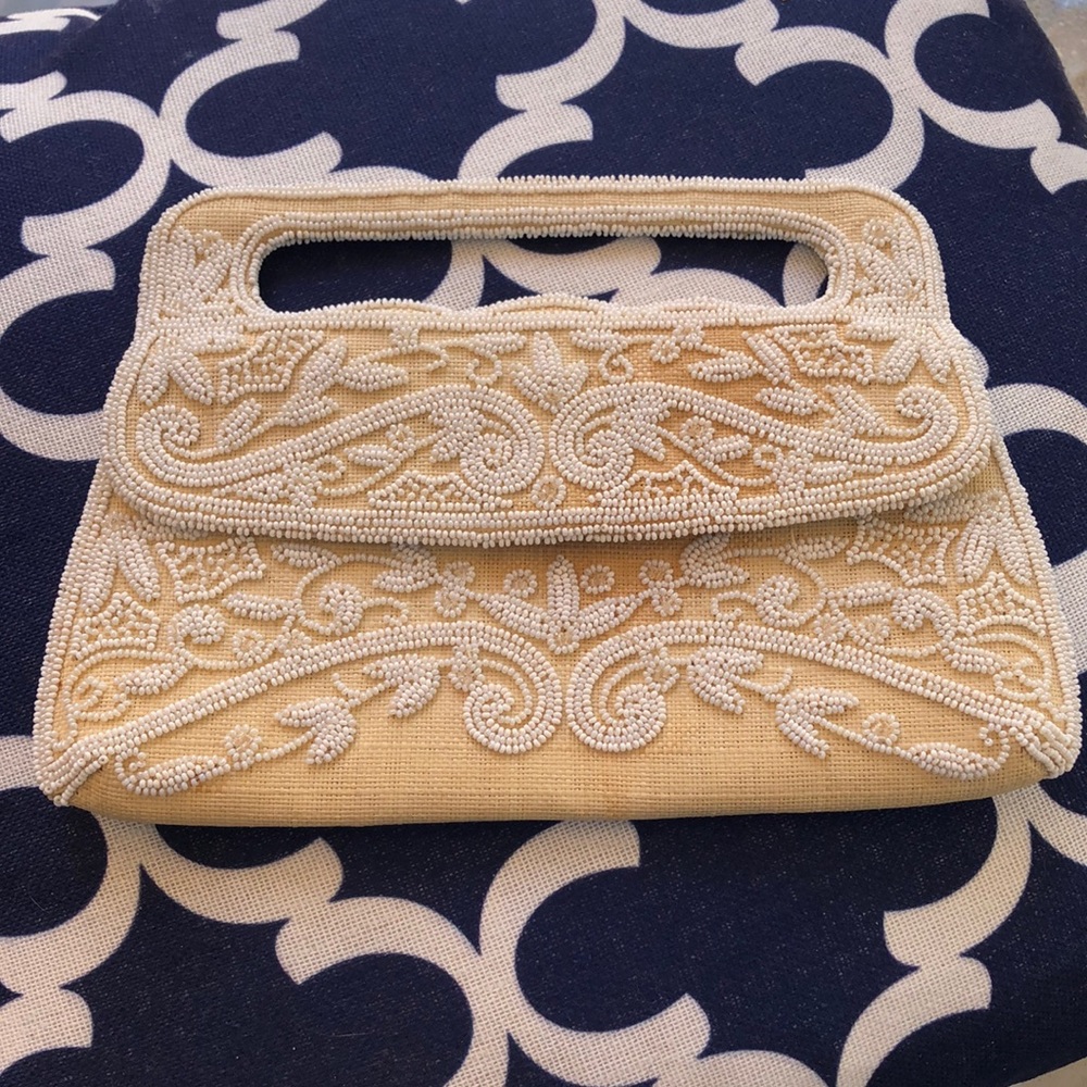 🇫🇷 Handmade French beaded rattan Vintage clutch bag with inside compartments